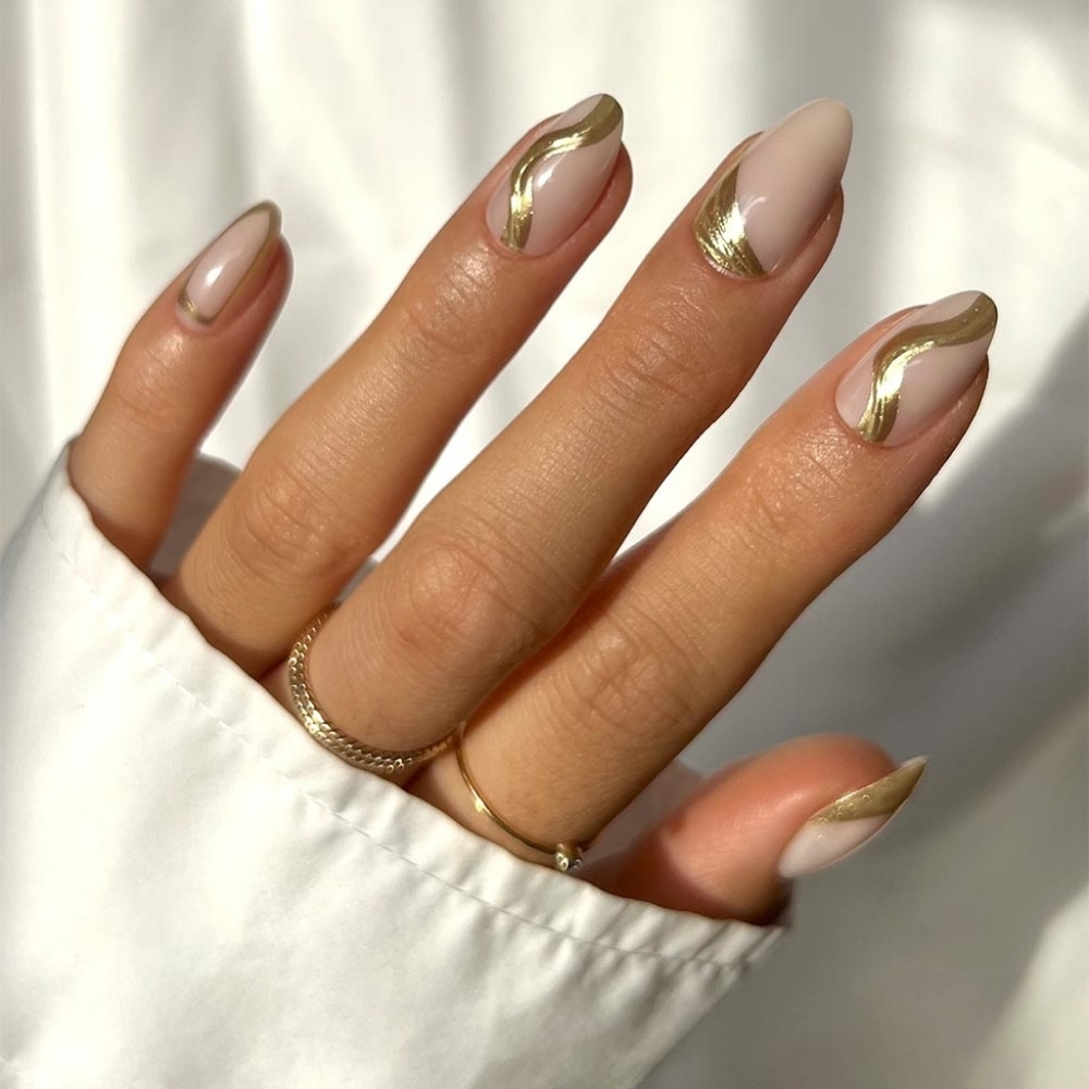 Glamnetic Material Girl Short Almond Press-On Nails